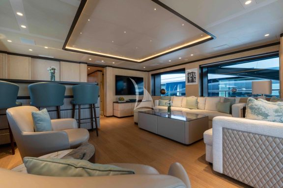 Sky Lounge