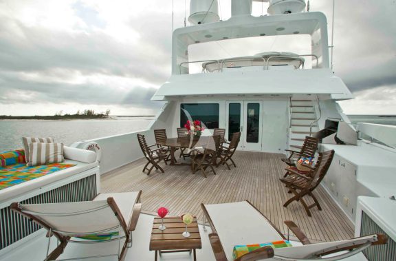 Upper deck