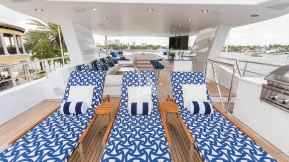 Image of TANZANITE yacht #30
