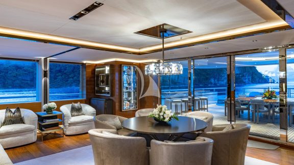 Image of TOP FIVE II yacht #39