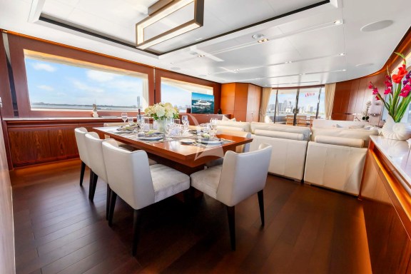 Image of HAPPY HOUR yacht #18