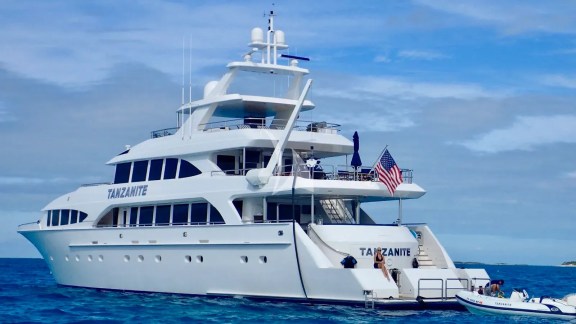 Image of TANZANITE yacht #36
