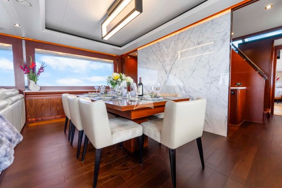 Image of HAPPY HOUR yacht #8