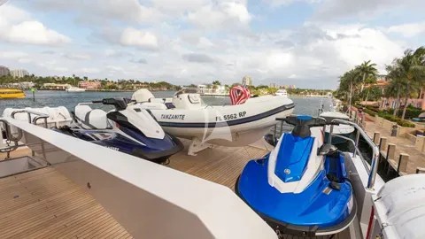 Image of TANZANITE yacht #28