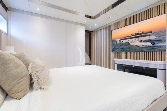 LOWER STATEROOM 2