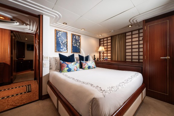 Queen Stateroom 1