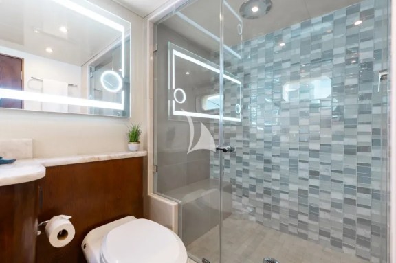 Master Stateroom Shower