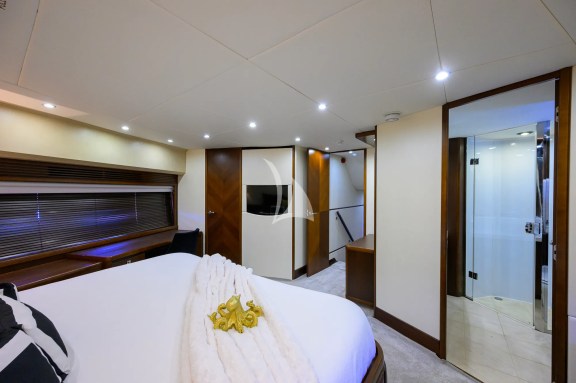 Image of SPECTRE yacht #18