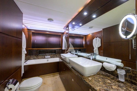 Image of SPECTRE yacht #16