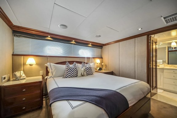 ARTEMIS Guest Stateroom 1