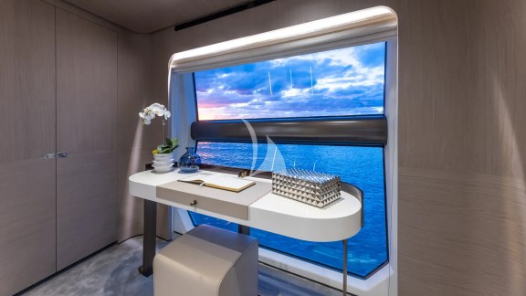 Image of PIER PRESSURE yacht #112