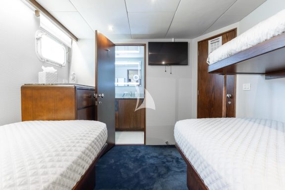 Guest Stateroom 3 Twins