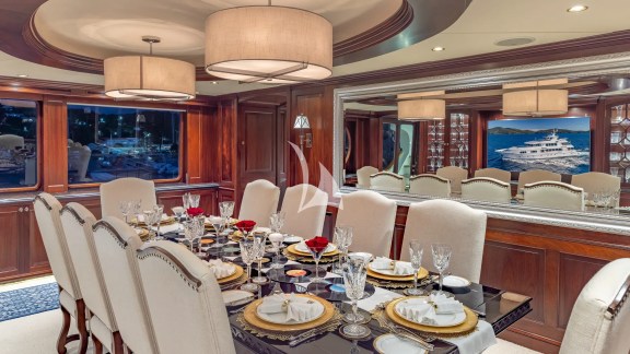Main Salon Dining