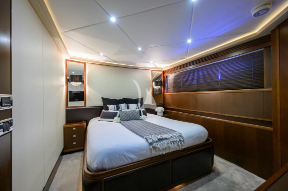 Image of SPECTRE yacht #20