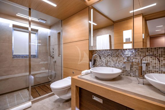 PATIENCE VIP Bath
