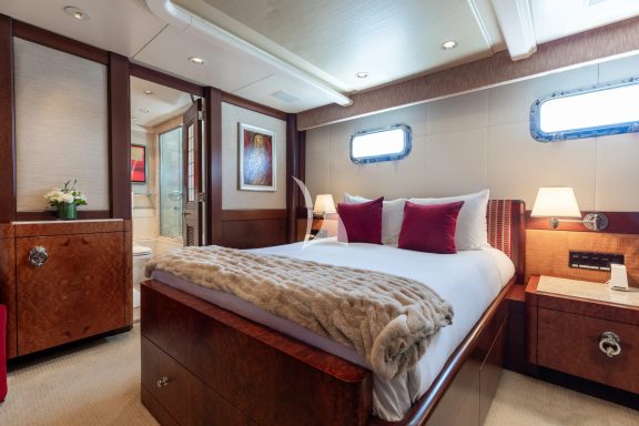 Queen Guest Stateroom