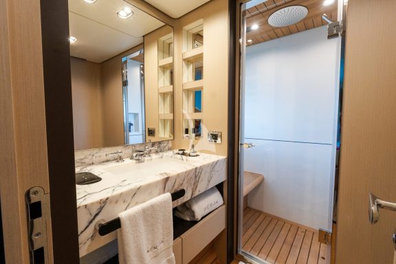 Guest Cabin En Suite