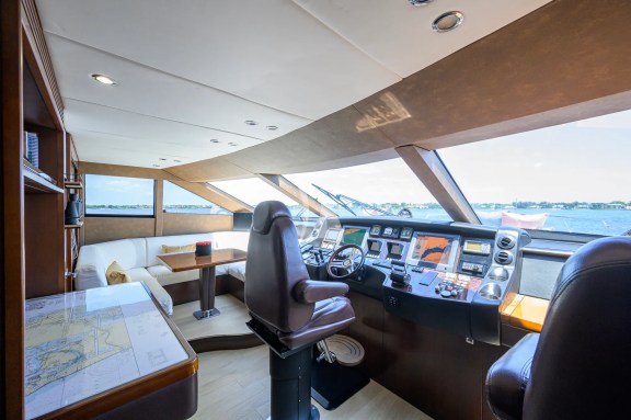 Image of SPECTRE yacht #34