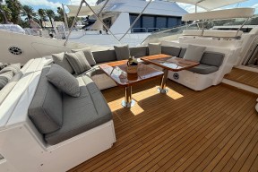 Real Yacht Image from Review