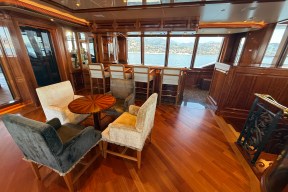 Real Yacht Image from Review