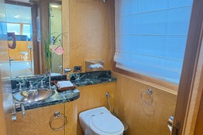 Real Yacht Image from Review