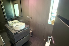 Real Yacht Image from Review