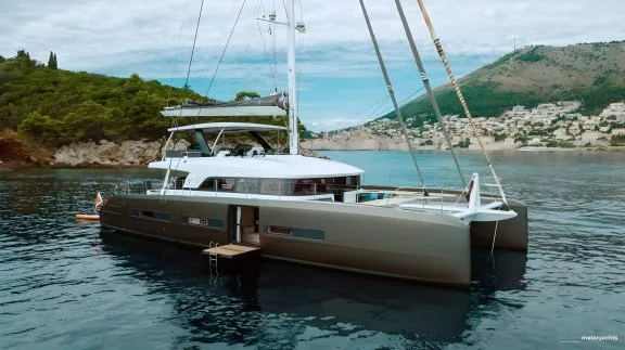 LA GATTA
