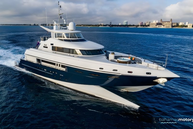 bahamas motor yacht charters