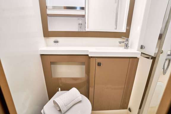 Image of Stella Gazer yacht #7