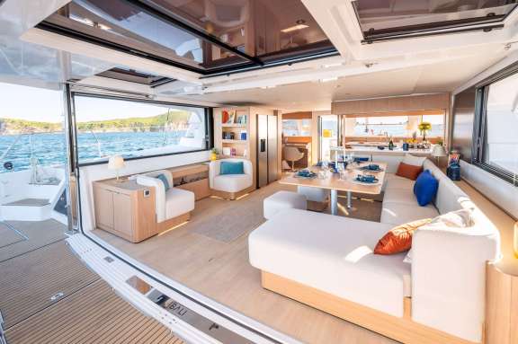 Image of LOCATION 5.8 yacht #6