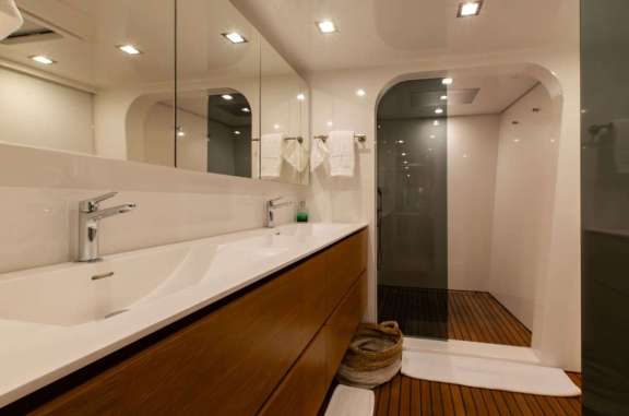 Image of INDABLUE yacht #7