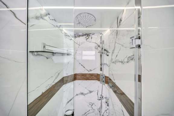 Image of Optimus Prime yacht #18