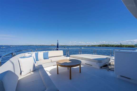 Image of Naya Maryn yacht #5