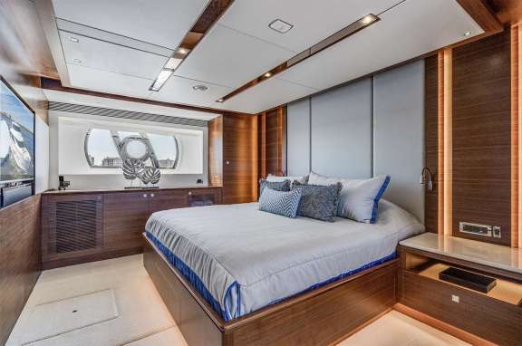 Image of Naya Maryn yacht #6