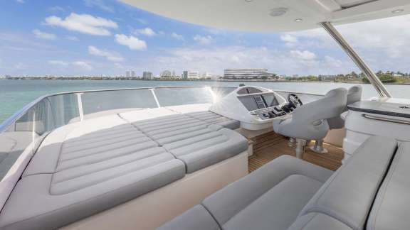 Image of Helios yacht #10