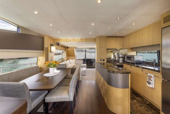 Image of Helios yacht #16