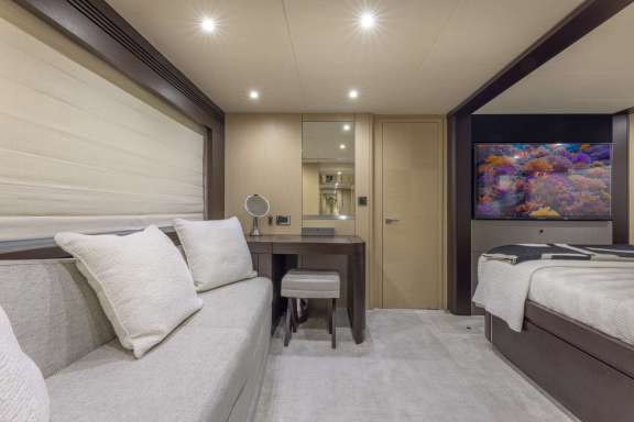 Image of Helios yacht #6