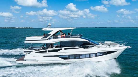 Image of Seven Seas yacht #10