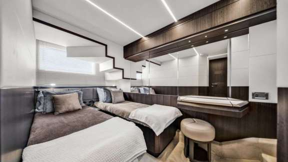 Image of Seven Seas yacht #7