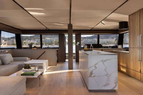 Image of Arctic Moon yacht #11