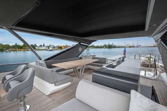 Image of Dolce Far Niente yacht #5