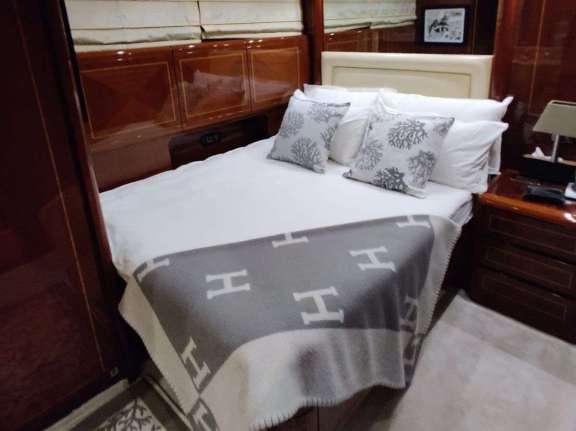 Image of Elton II yacht #9