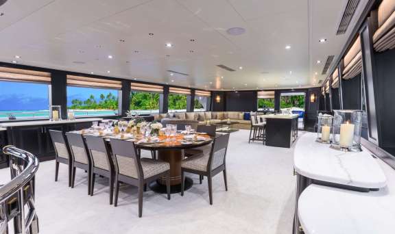 Image of TANZANITE yacht #3