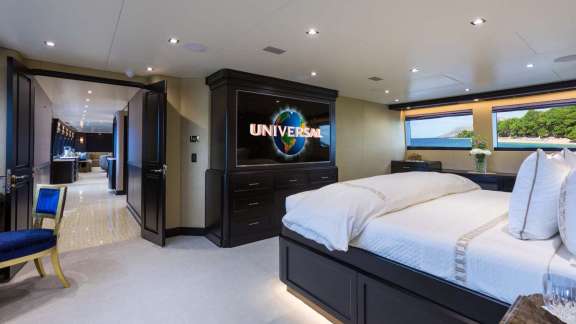 Image of TANZANITE yacht #7