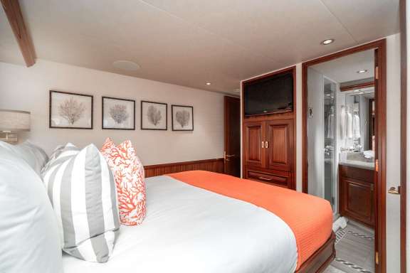 Image of BETH ANN yacht #13