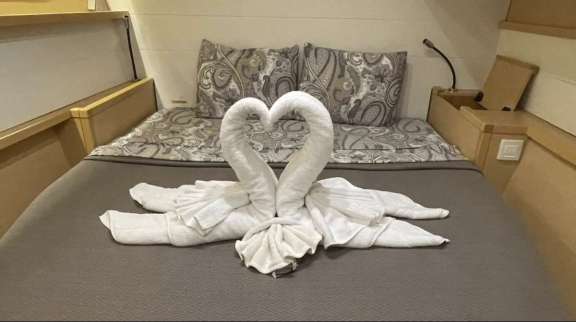 Image of SOMEWHERE yacht #16