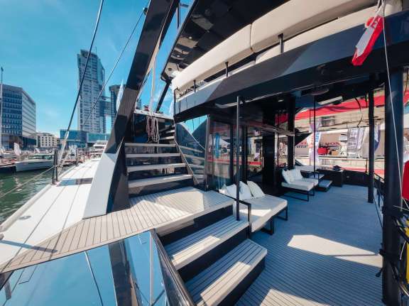 Image of Summer yacht #11