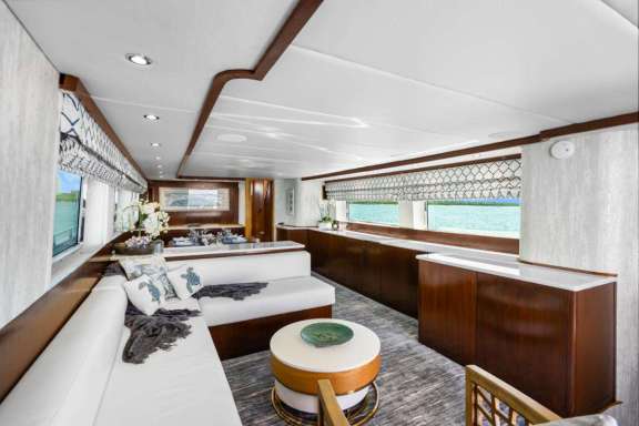 Salon looking forward