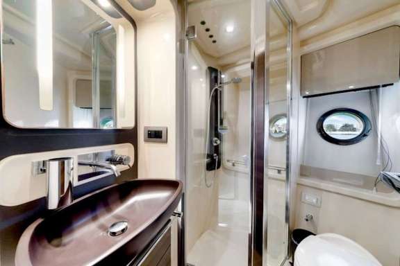 Master suite bathroom view
