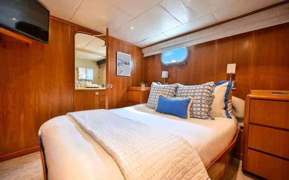 Image of BIRDY yacht #9